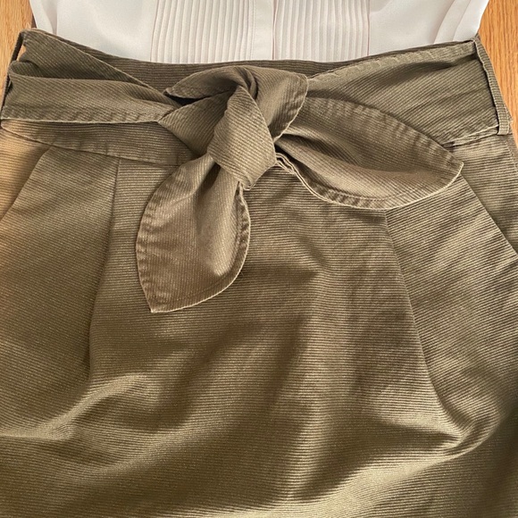 Armani Exchange Army Green Skirt - Picture 4 of 7
